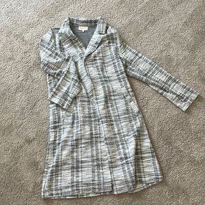 EUC long light weight duster indoor/outdoor. Tweed. Size medium.